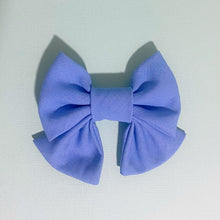 Blue Dog Bow