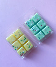 Christmas Soy Melt Clamshell